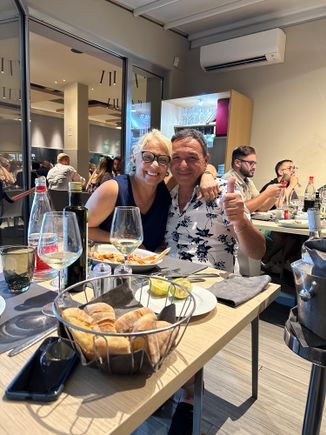 Couple at adjacent table gave us a few of their scampi to try.....