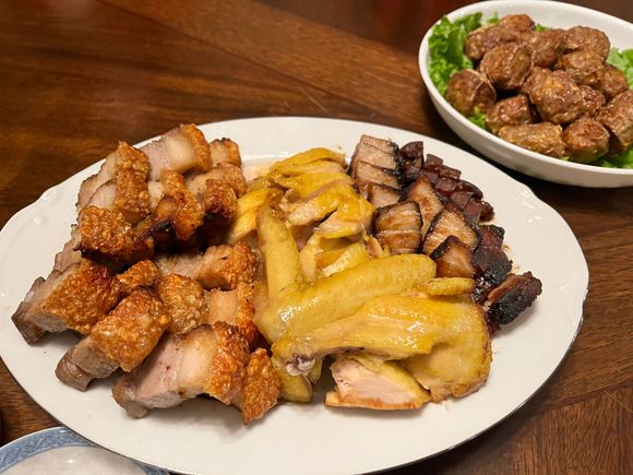 Char siu pork, white cut chicken, crispy skin pork