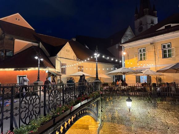 Another view of the Liar's Bridge