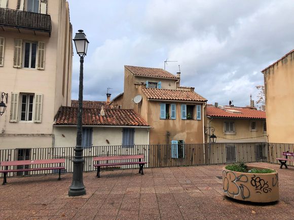 Homes in Le Panier neighborhood