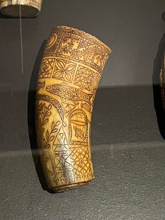 Carved decorated horn container 