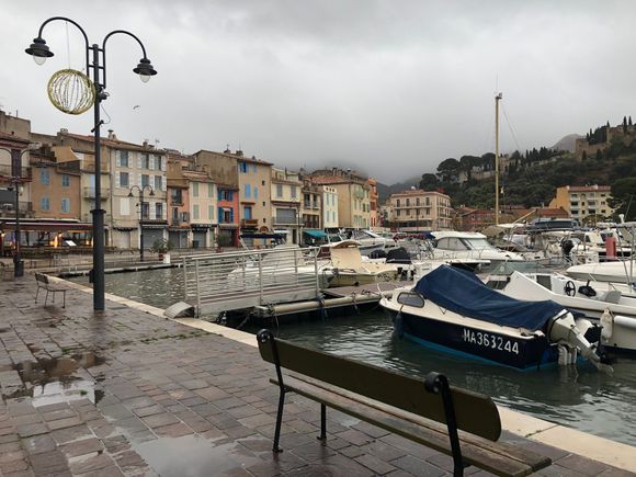 Cassis harbor