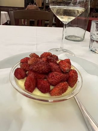 Panne Cotta with tasty strawberries