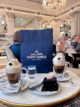 When it rains...shop & cake at Patisserie A La Reine Mathilde