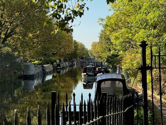 Much of the towpath is open to walkers, one exception being this section in Little Venice that is only accessible to barge owners