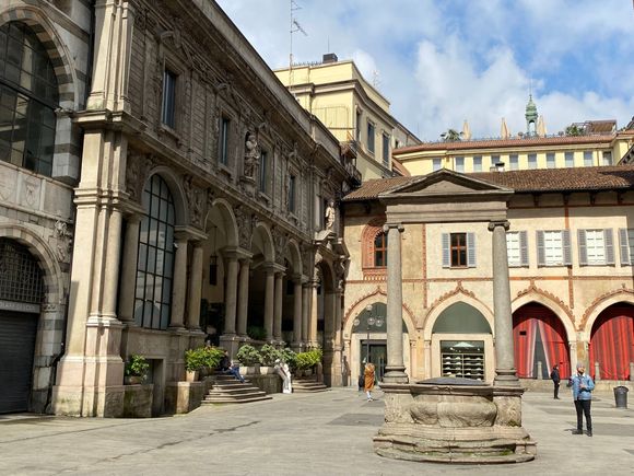 Piazza dei Mercanti