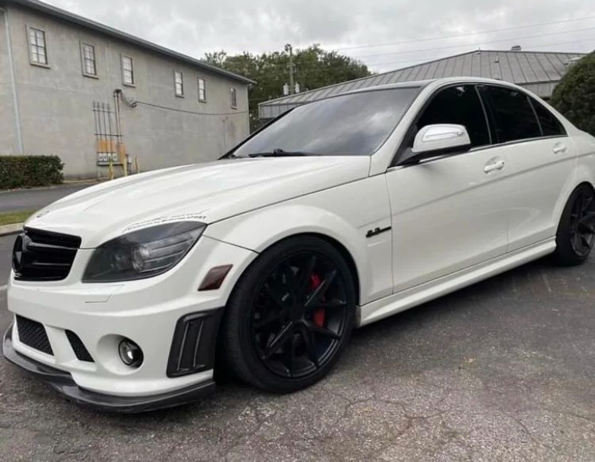 My c63AMG P31 built,tuned and on nitrous and nitro NT01 Slicks 
