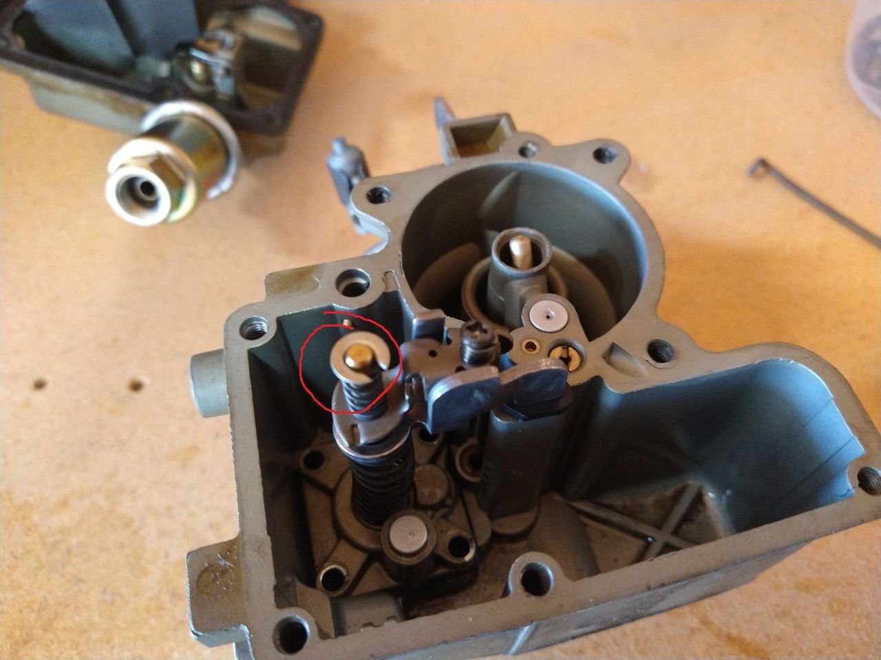 Gas pouring out of carb Ford Truck Enthusiasts Forums