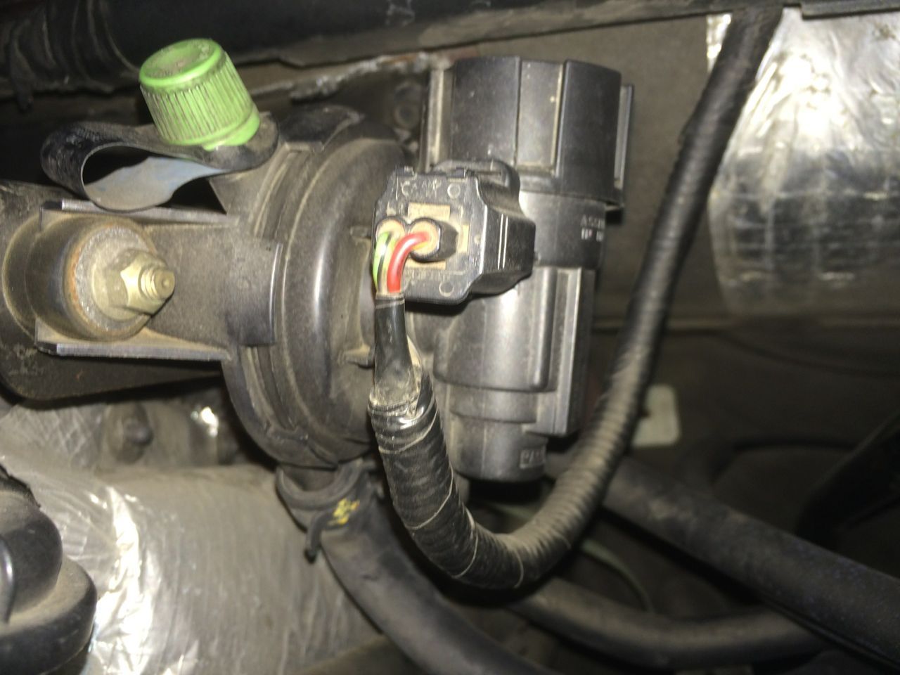 Excessive Vapor Smell from Charcoal Canister - 6.8 V10 ... injector wiring diagram 2000 toyota tacoma 