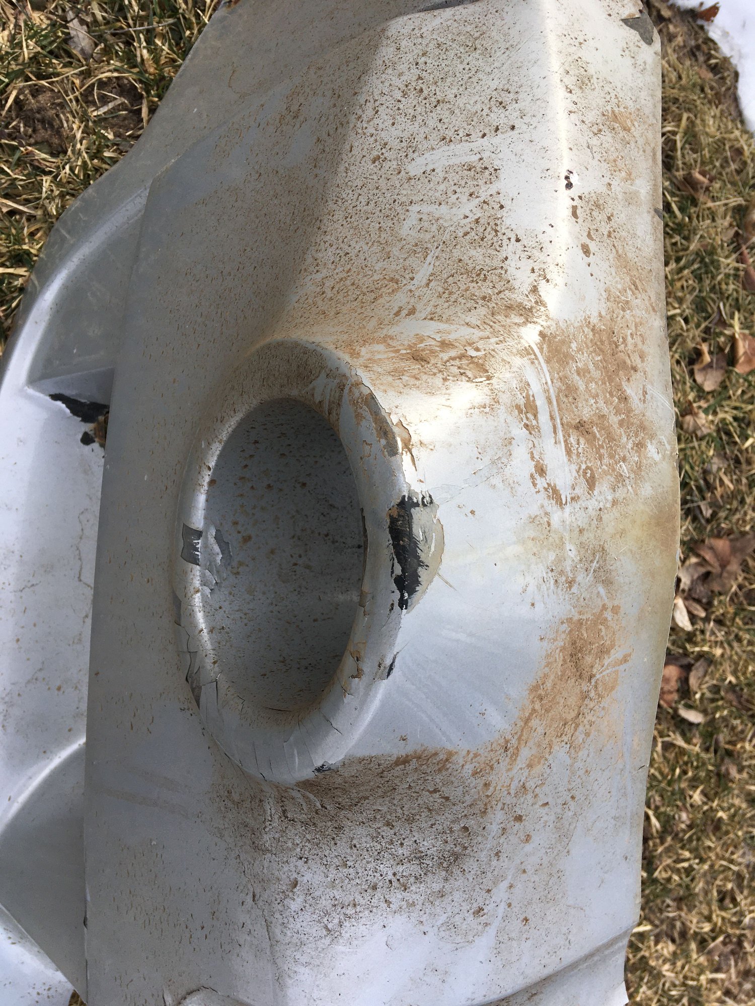 Exterior Body Parts - Xenon Air Dam Bumper Valance - Used - 2000 to 2004 Ford Excursion - Milwaukee, WI 53213, United States