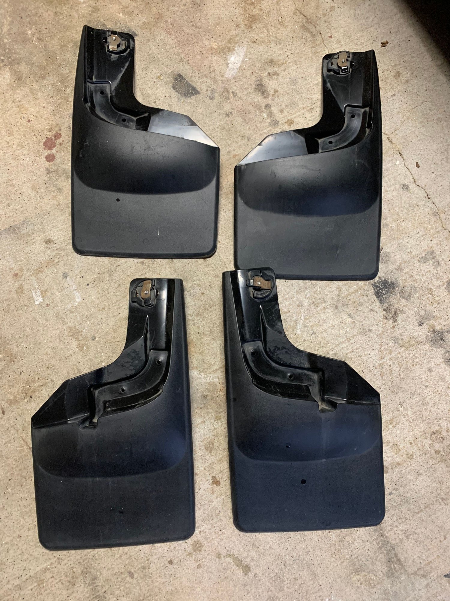Exterior Body Parts - 2017 super duty weather tech mud flaps - Used - 2017 to 2021 Ford F-250 Super Duty - Magnolia, TX 77354, United States