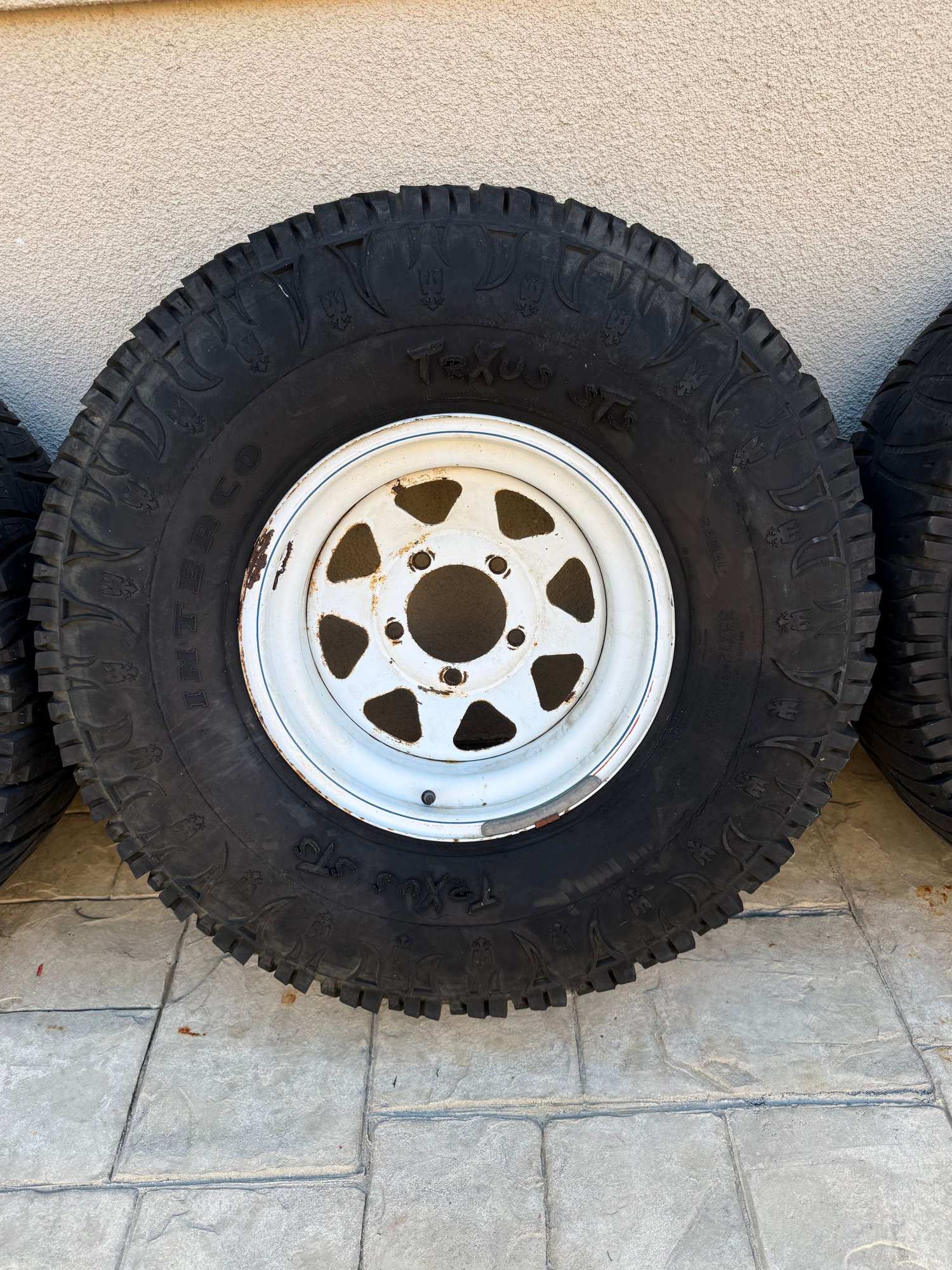 Wheels and Tires/Axles - Set of 5 Vintage wagon wheels 15x8.5, 5x5.5, F100, F250, Bronco, Jeep, with worn tires - Used - -1 to 2026  All Models - Los Altos, CA 94024, United States