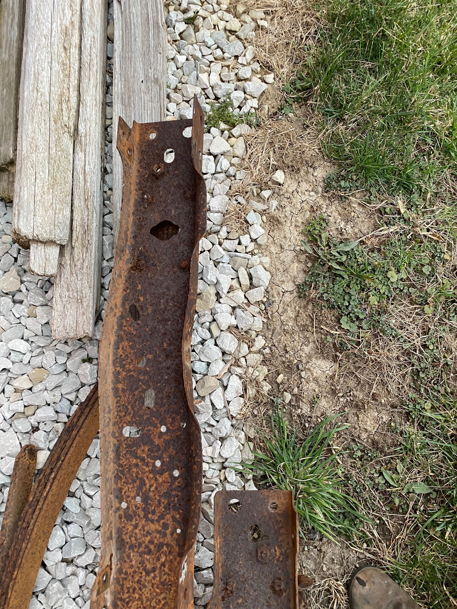 Drivetrain - 1994 F150 Regular Cab Short Bed Frame Rails - Used - Jamestown, IN 46147, United States