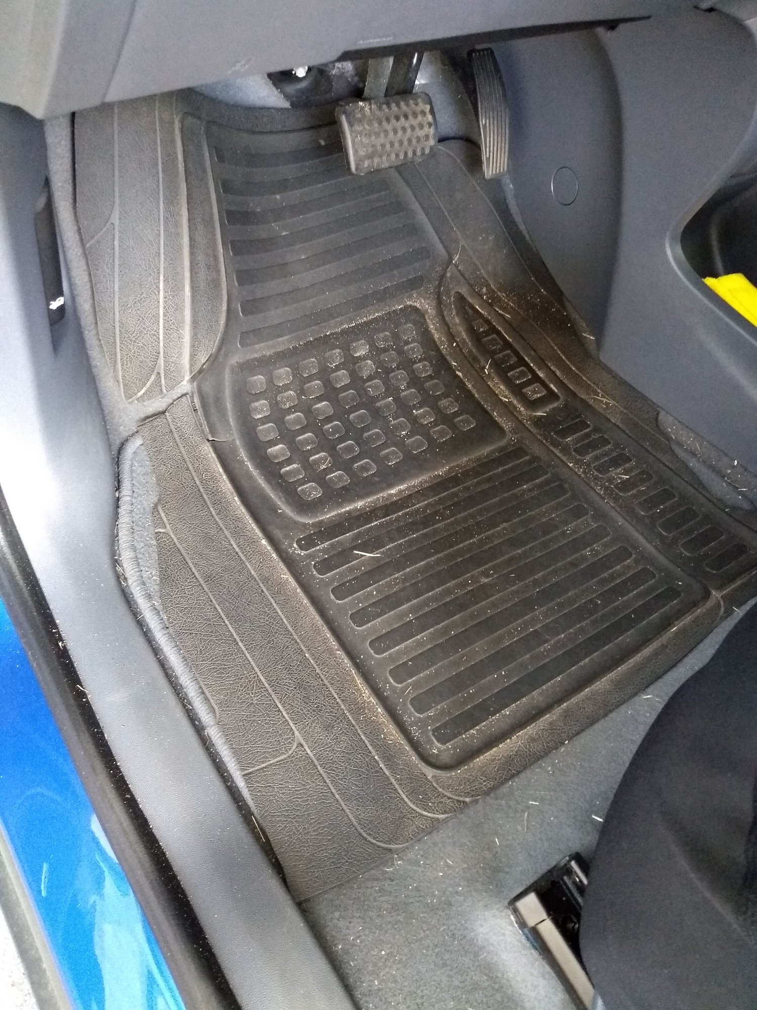 Floor liners for carpet delete option (factory vinyl flooring) Page 3