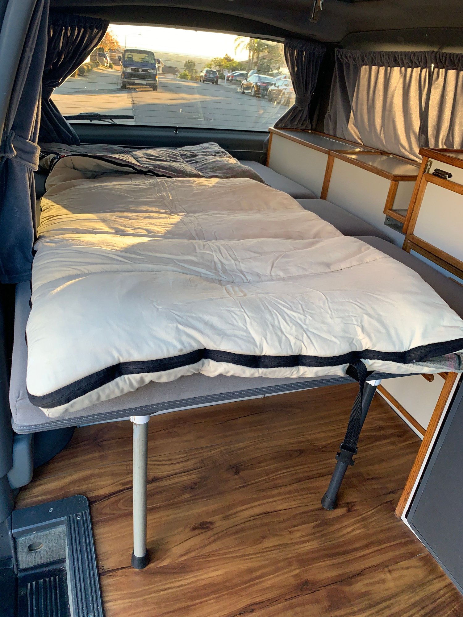 1995 Ford Aerostar - 1995 4X4 Aerostar Camper - Used - VIN 1FMDA41X6SZB15360 - 140,000 Miles - 6 cyl - 4WD - Automatic - Van - Blue - San Diego, CA 92129, United States