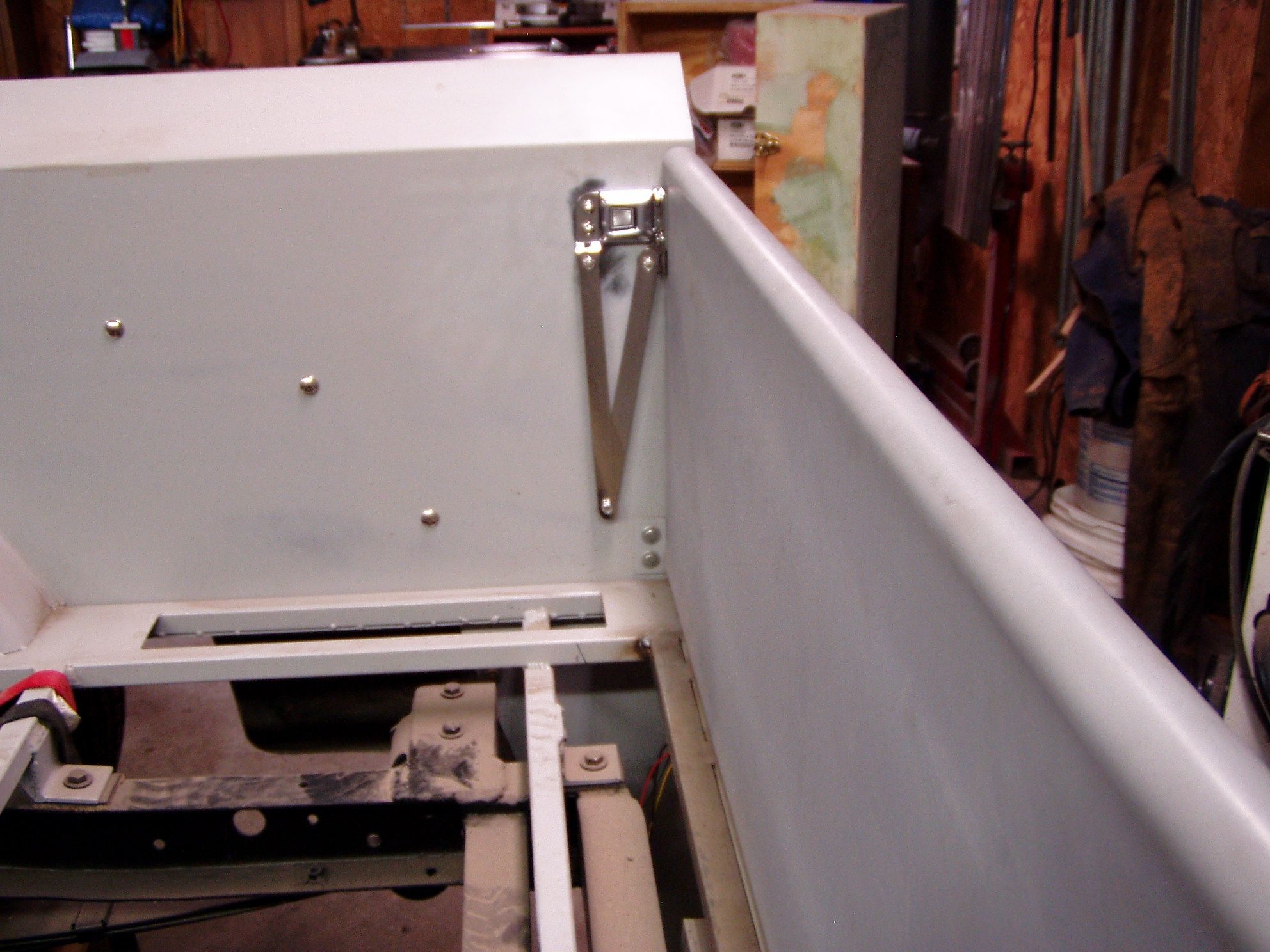 53 f100 tailgate latches Ford Truck Enthusiasts Forums