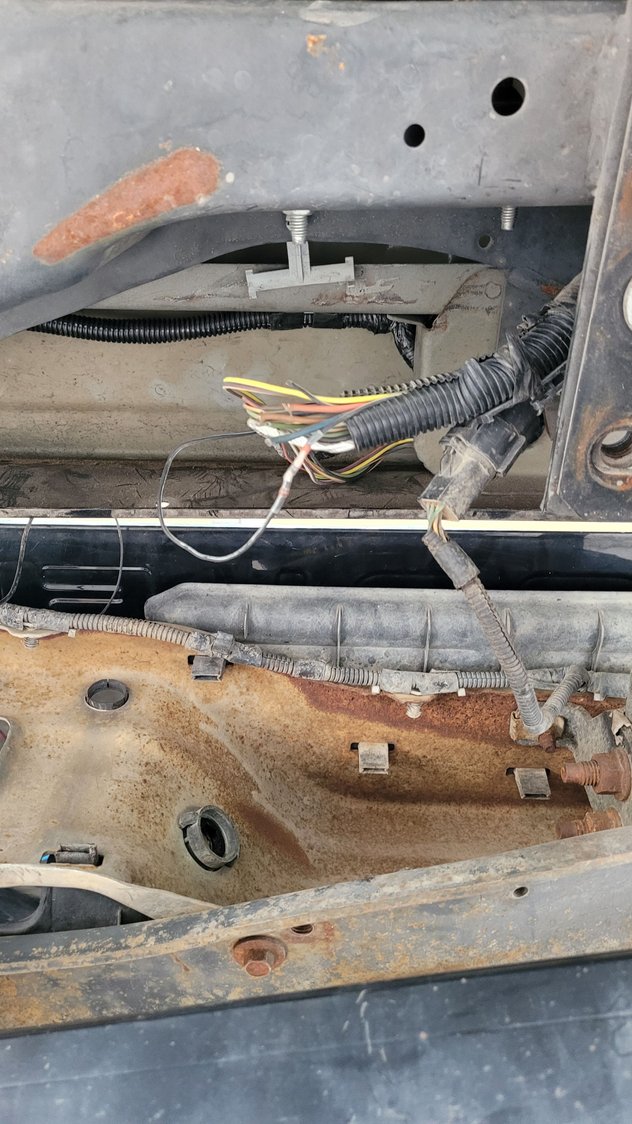 Help with trailer plug wiring 2009 F350 - Ford Truck Enthusiasts Forums