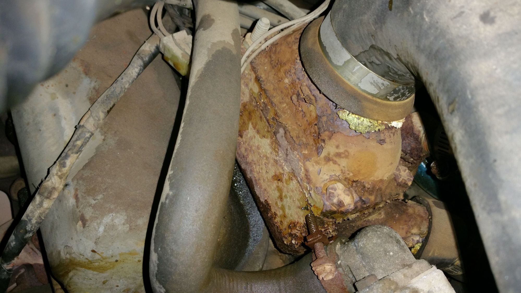 Ford 370 V8 Engine Thermostat Housing