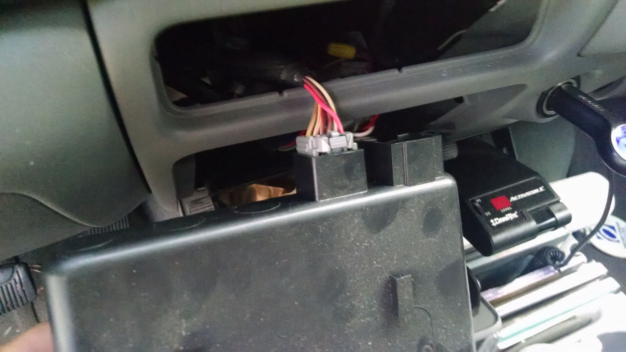 Identify Plug Behind Dashboard Tray
