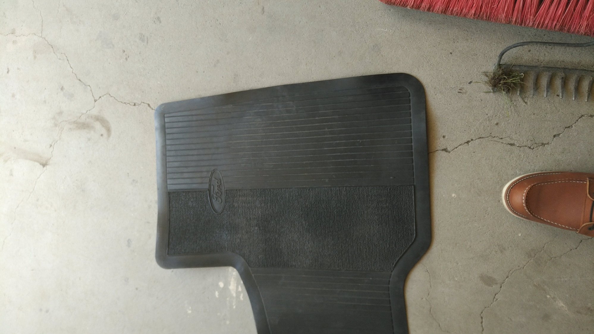 Factory Floor Mats - Ford Truck Enthusiasts Forums