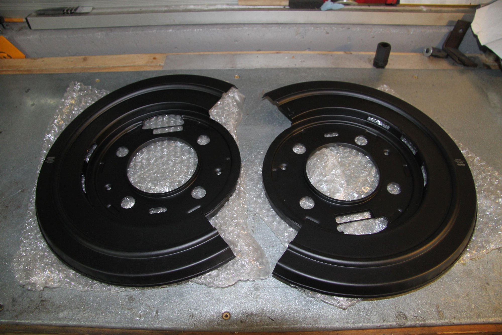 Brake Dust Shield left caliper mounted forward of axle Ford Truck