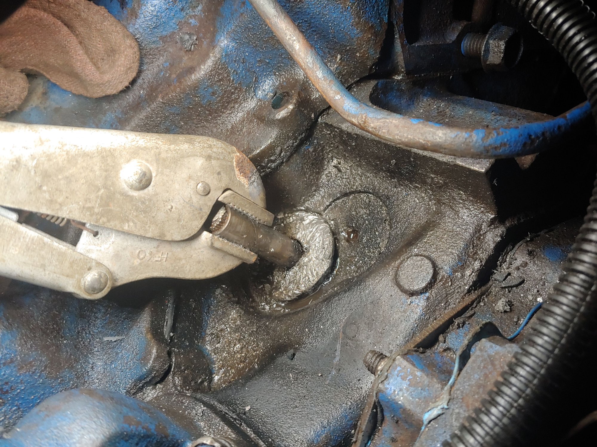 Major stuck distributor 1977 f250 4x4 351m Ford Truck Enthusiasts Forums