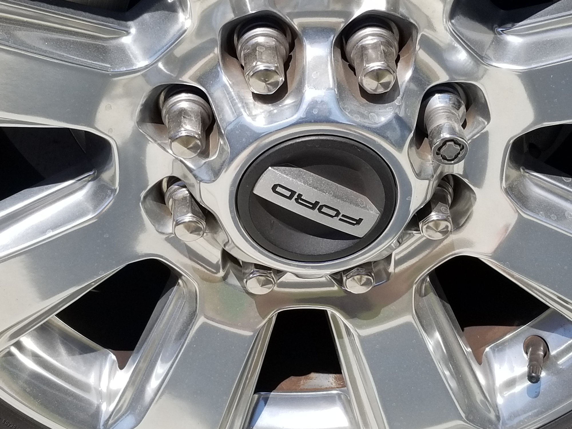 Center cap removal on 17 F250 Ford Truck Enthusiasts Forums