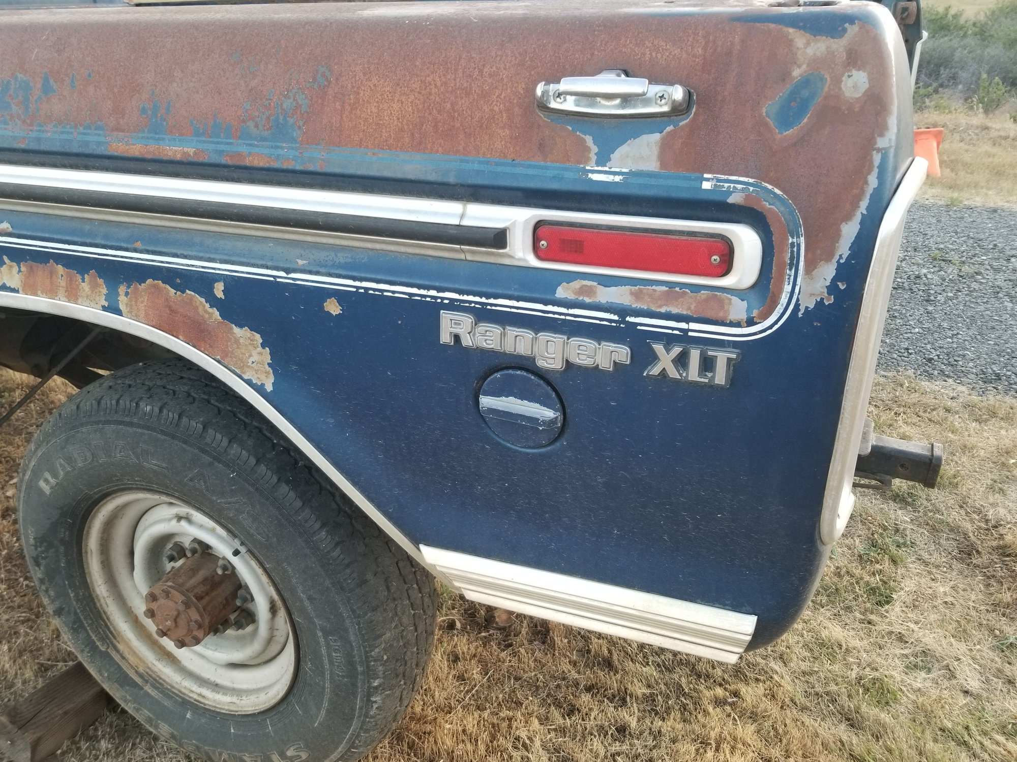 1974 Ford F-350 - 1974 F350 Super Camper Special, 390 AT Ranger XLT - Used - VIN Needs distributor - 8 cyl - 2WD - Automatic - Truck - Blue - Montague, CA 96064, United States