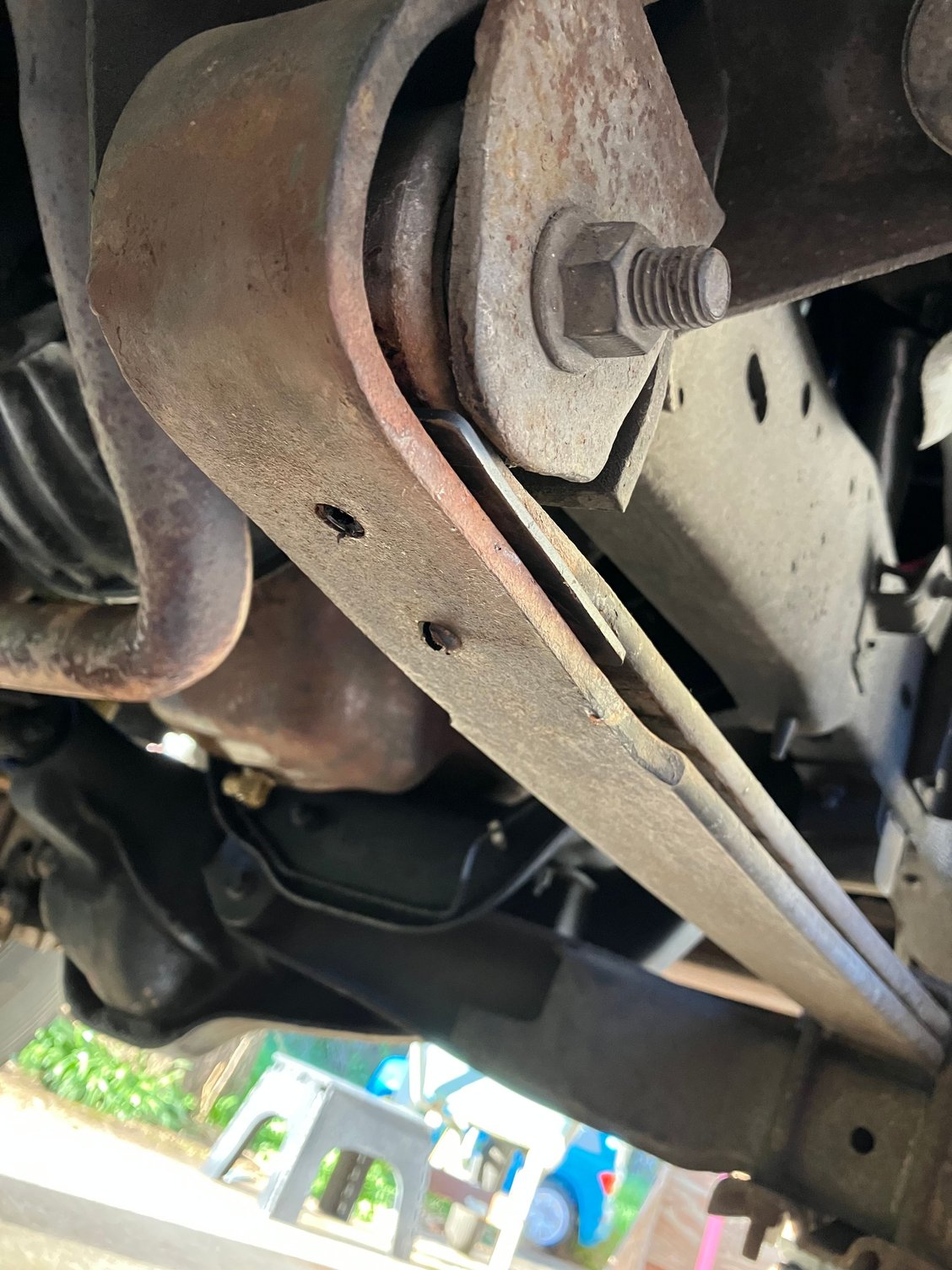 Leaf Spring AntiFriction Pads? Ford Truck Enthusiasts Forums