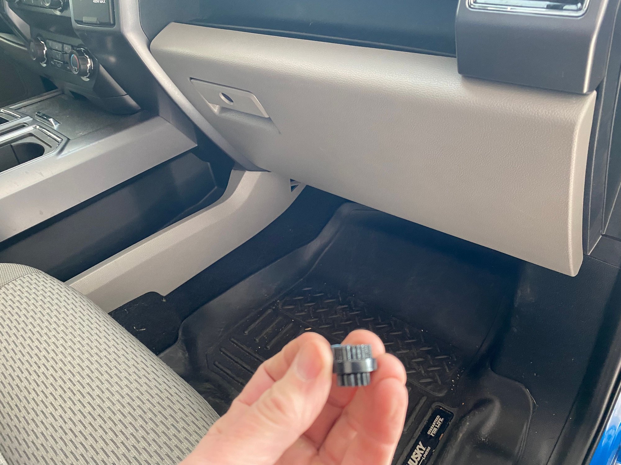 Problem replacing cabin filter on my 2019 Ford F150 Ford Truck