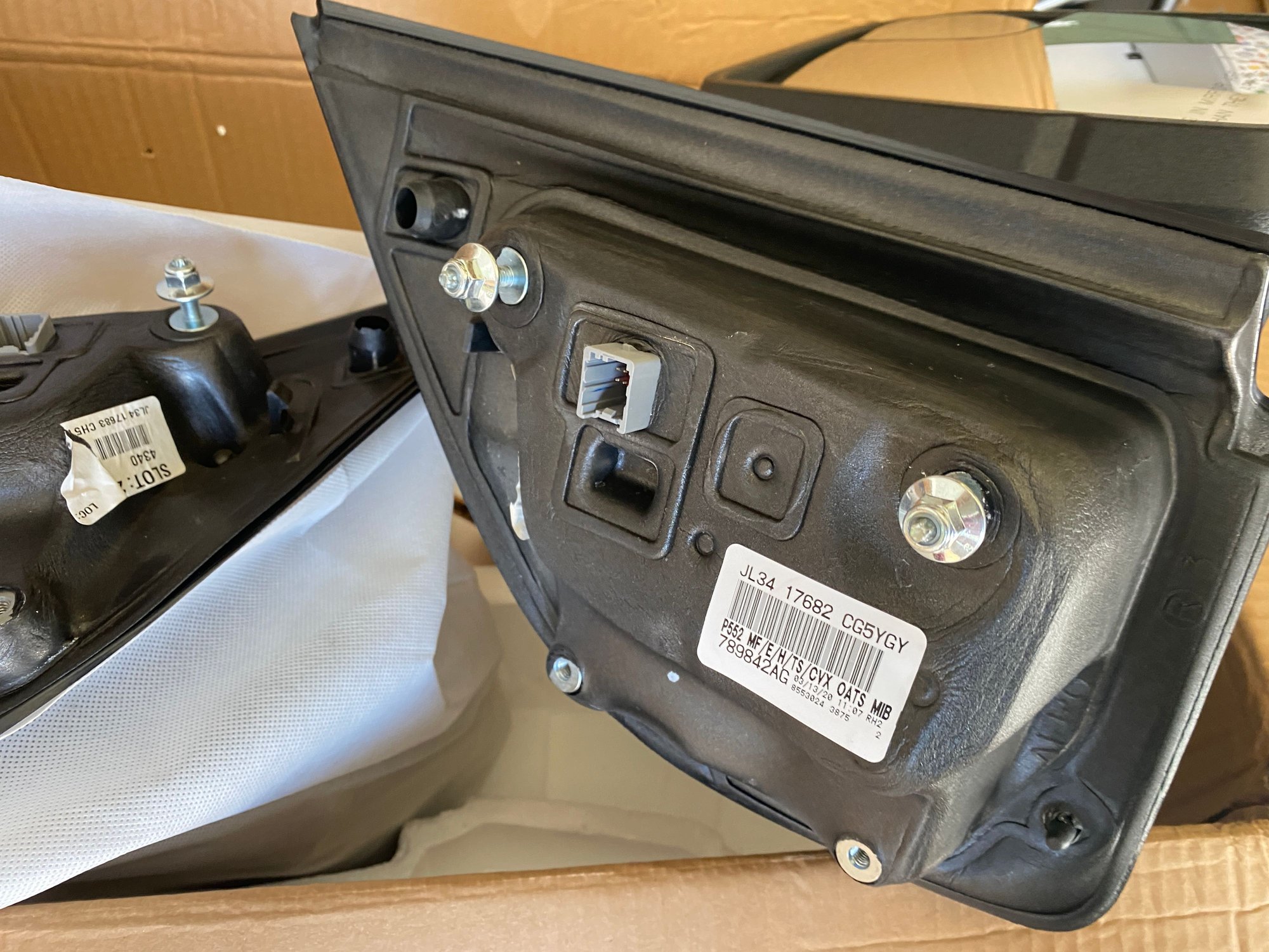Exterior Body Parts - 15-20 F150 OEM Mirrors - Used - 2015 to 2020 Ford F-150 - Apple Valley, CA 92307, United States