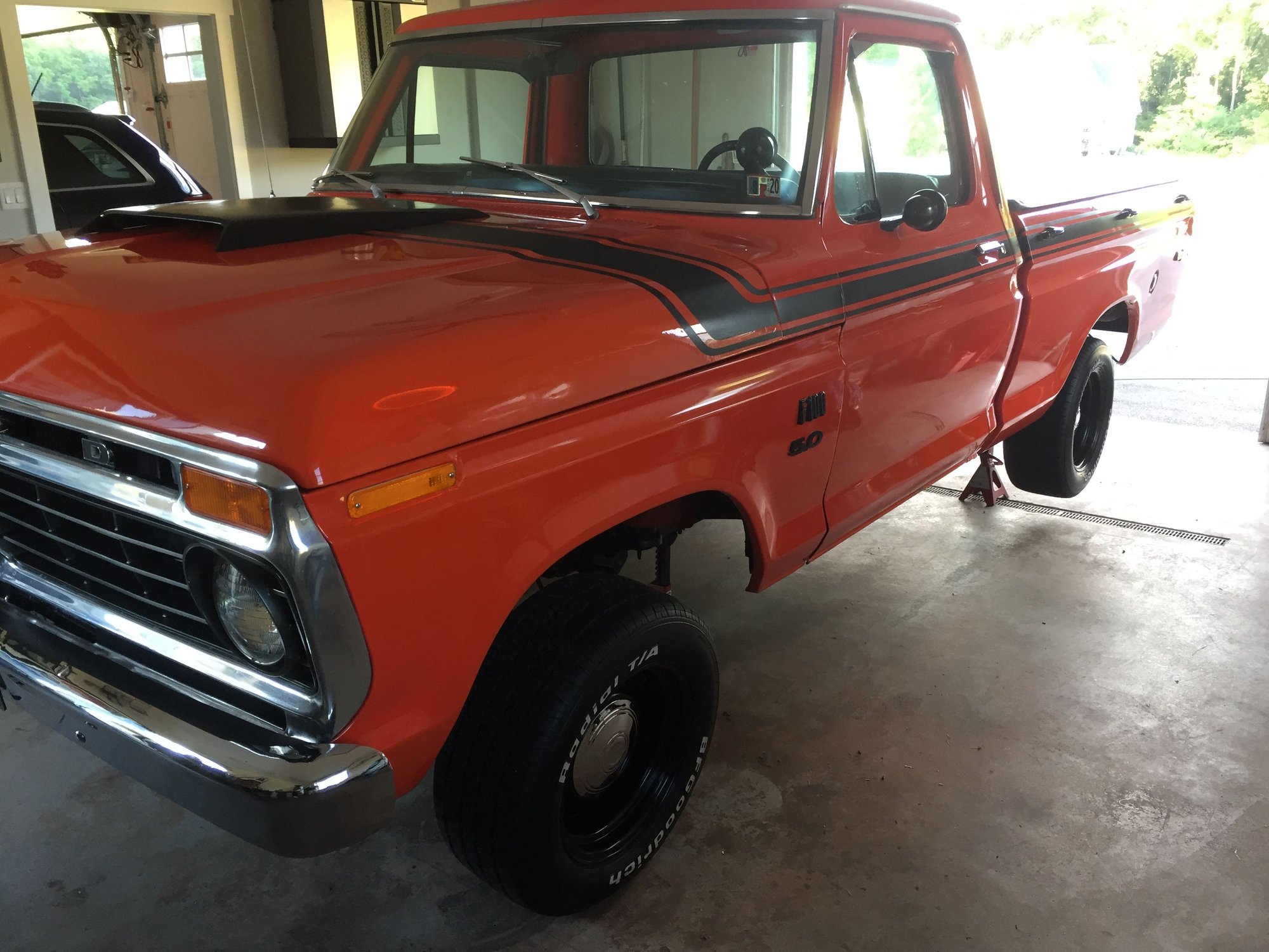 1975 Ford F-100 - 1975 Ford F-100 SHORT BED 2WD ORIGINAL 302 AUTOMATIC RESTOMOD - Used - VIN F10GNX03355 - 56,400 Miles - 8 cyl - 2WD - Automatic - Truck - Orange - Spring Mills, PA 16875, United States