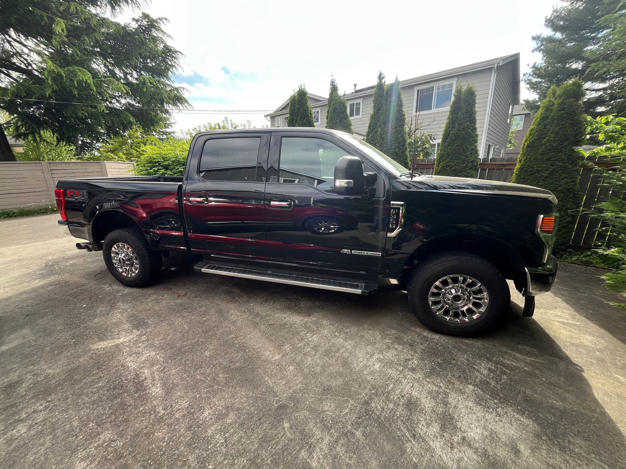 2022 Ford F-350 - 2022 F-350 XLT Crew 4x4 6.7 Powerstroke | FX4 | 22,496 mi | South Seattle | $57,900` - Used - VIN 1FT8W3BT4NEE79768 - 22,496 Miles - 6 cyl - 4WD - Automatic - Truck - Black - Seattle, WA 98118, United States