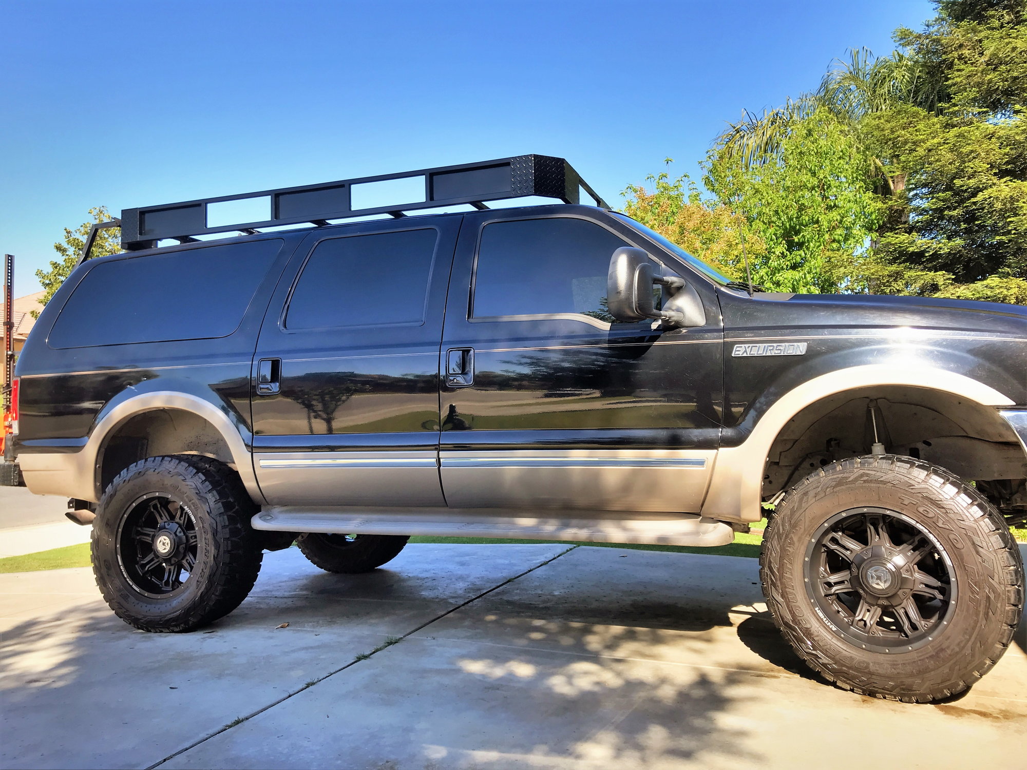 2002 Ford Excursion - 2002 Ford Excursion Diesel 4x4 /w 7.3 and great overland build offroad - Used - VIN 1FMSU43F92EB65812 - 300,000 Miles - 8 cyl - 4WD - Automatic - SUV - Black - Bakersfield, CA 93311, United States