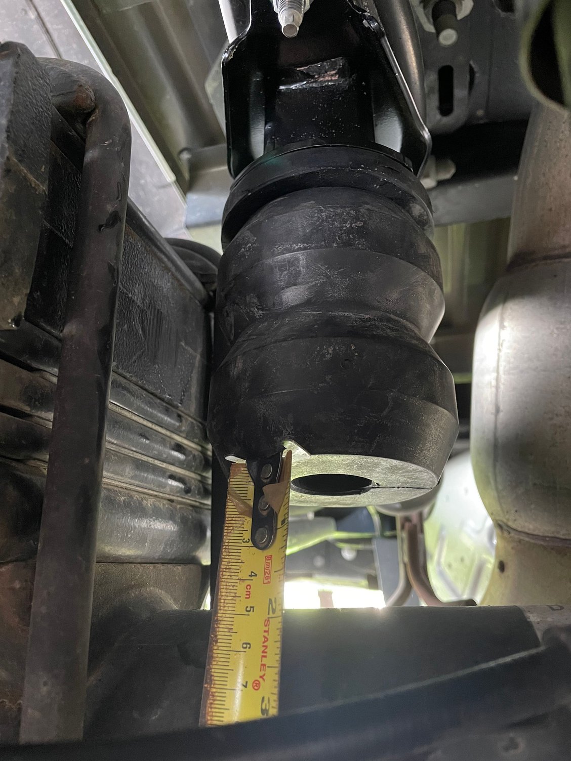 Timbren install 2022 F350 DRW. Too much gap Ford Truck Enthusiasts Forums