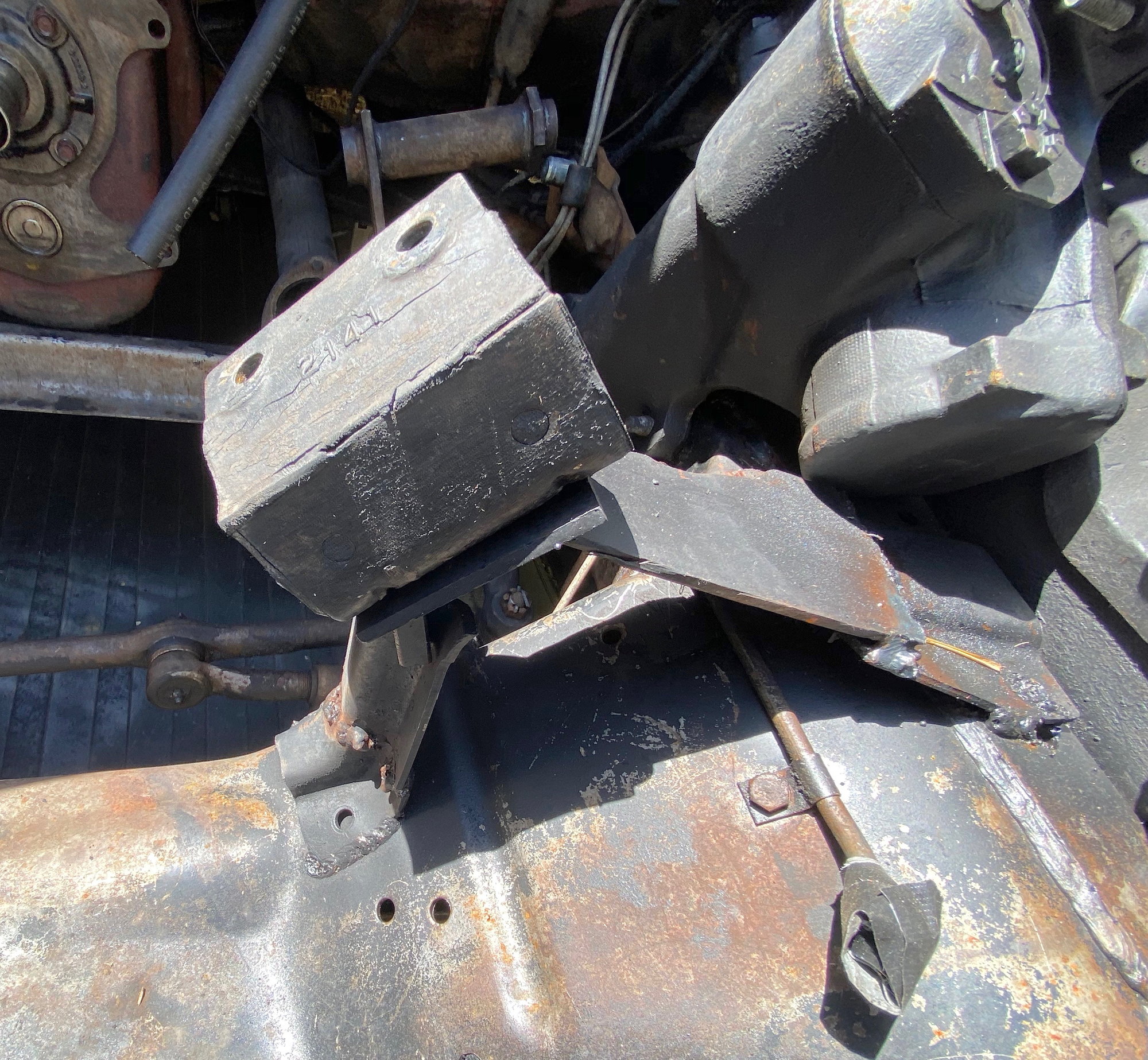 390 motor mount issue 72 f250 4x4 Ford Truck Enthusiasts Forums