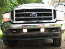 Fog lights with new bulbs and fucntioning
