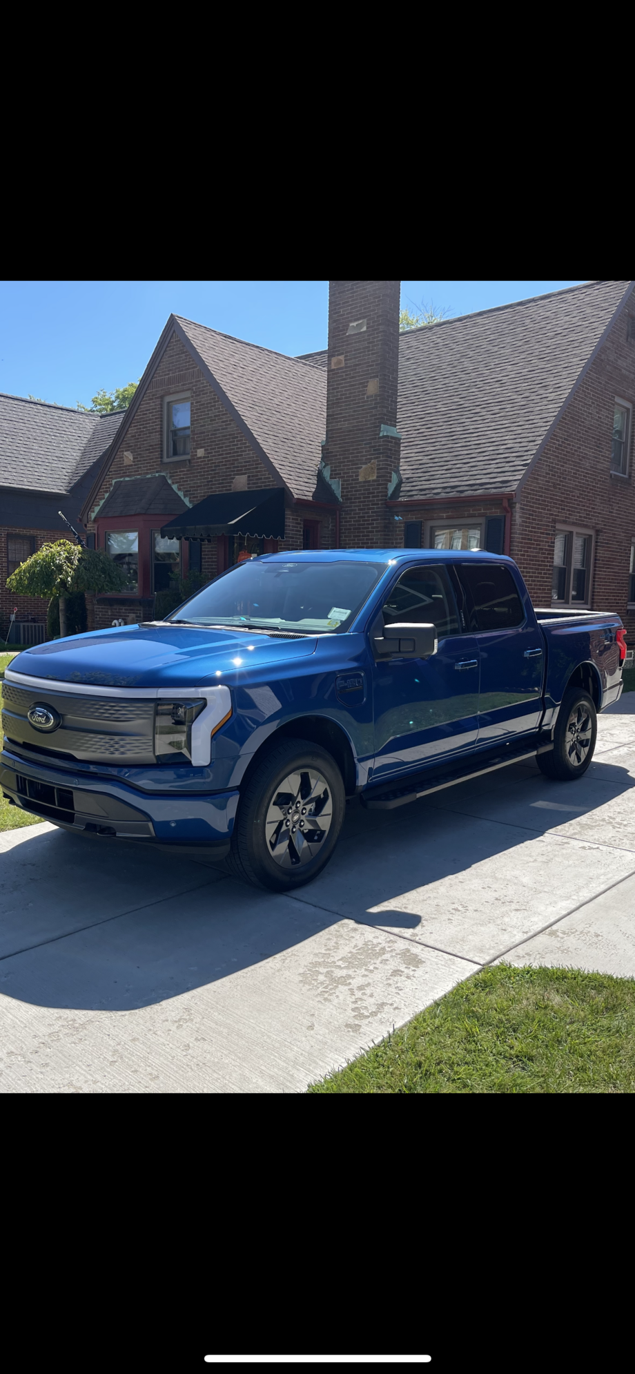 2022 Ford F-150 Lightning - 2022 F150 Lightning XLT - Used - VIN 1FTVW1EL2NWG06496 - 800 Miles - Other - AWD - Automatic - Truck - Blue - Buffalo, NY 14217, United States