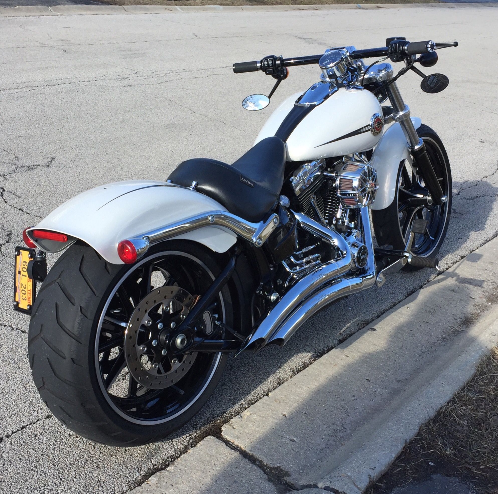Inverted Mirrors For '16 Breakout - Page 2 - Harley Davidson Forums