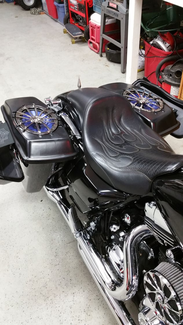 6x9 speaker saddlebag lids - Harley Davidson Forums