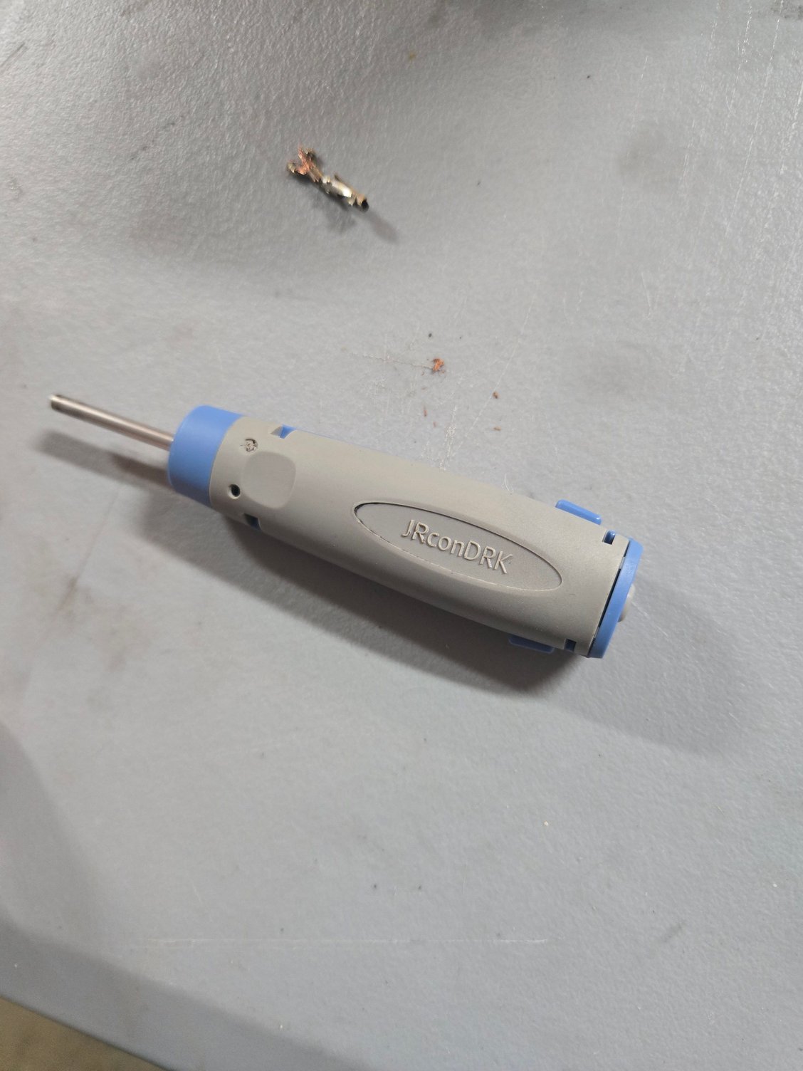 This is the one that fit and the pin after I removed it.