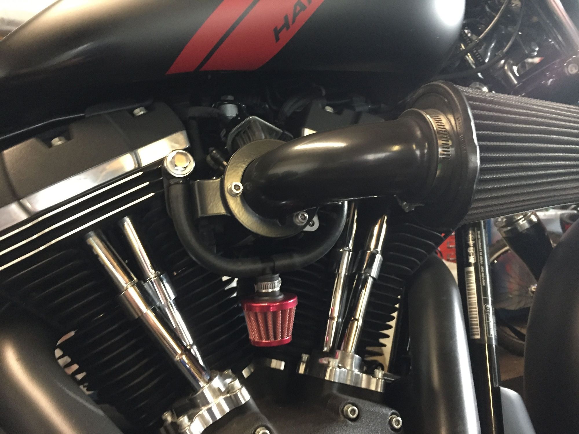 Oil in Fat Bob air filter! Harley Davidson Forums