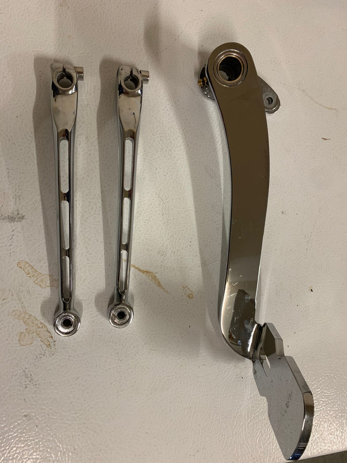 Kuryakyn Girder Shift Levers & Extended Rear Brake Lever Harley