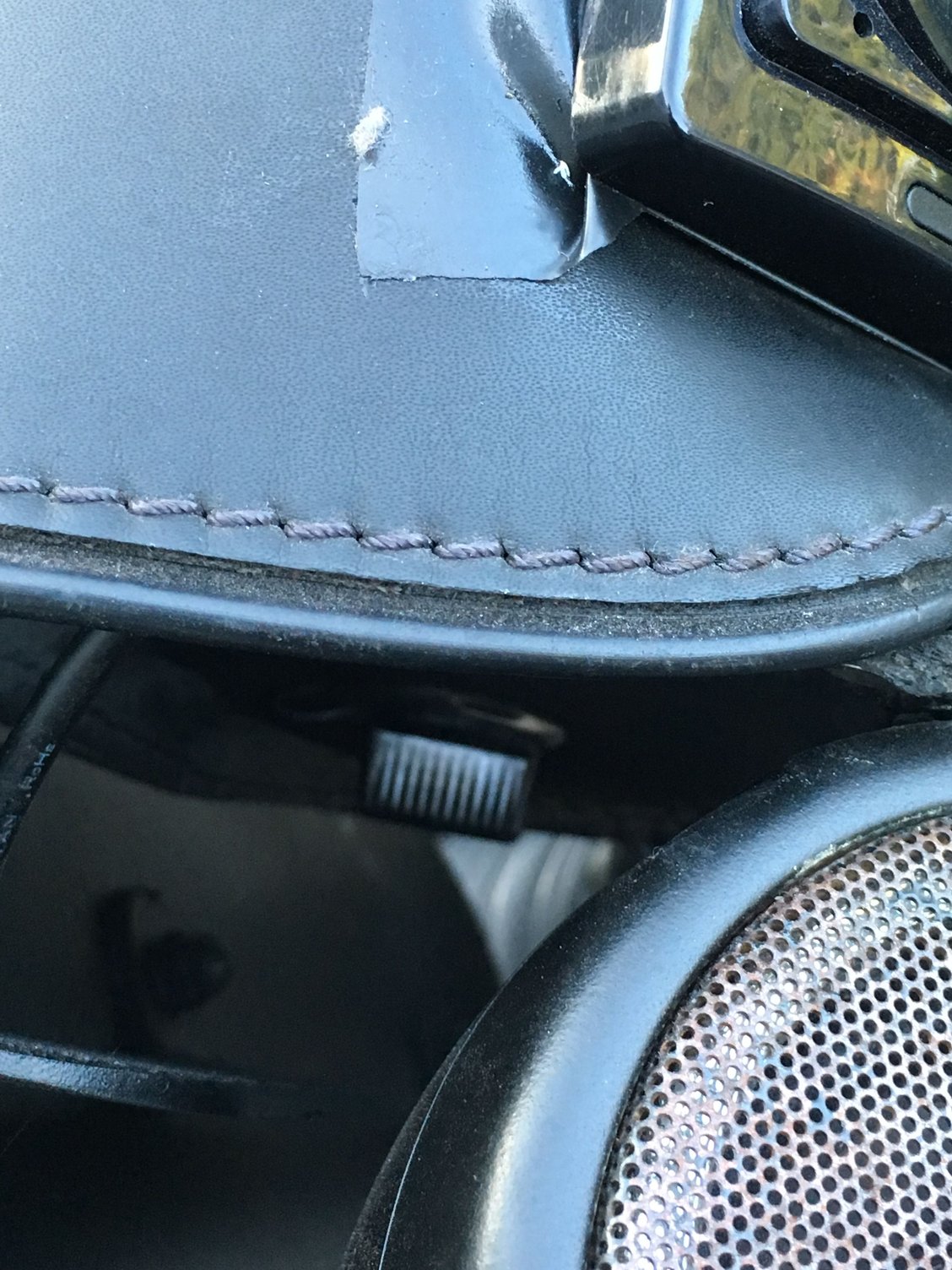 Windshield stereo for my bagged bob Harley Davidson Forums