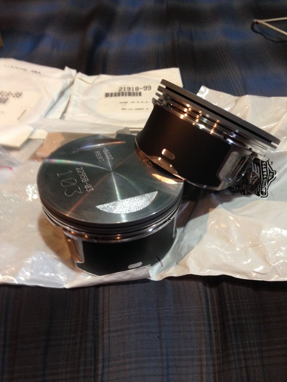 NEW OEM cast 103" pistons 2242103 Harley Davidson Forums