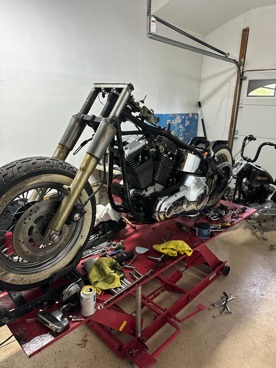 Fast forward to May 2025 after living in a Hotel for the previous three months we finally got into a rental house that had a nice garage, so we were able to start disassembly 