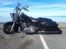 2015 Road King. 16" Monster Apes, Saddlemen Dominator seat