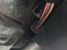 The 4-pin plug on the bike