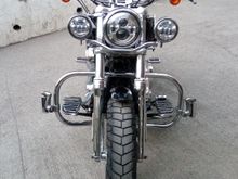 The stock fender look bad on this with the fat tyres
