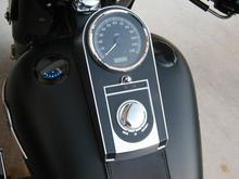 Black HD flush mount fuel cap and (LED) gauge.